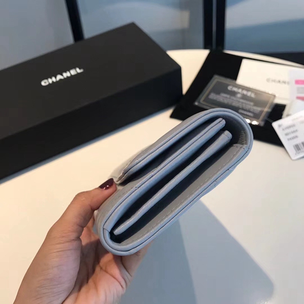 シャネル財布素材ディテール